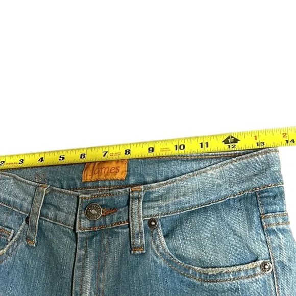 James Jeans,women size 26.NWT,light wash blue denim jeans, low rise,distressed - Picture 9 of 17